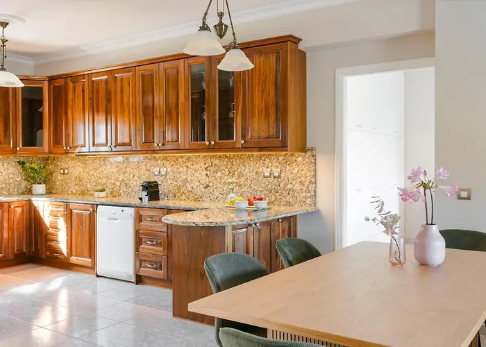 Villa Anelia By Vintage Travel