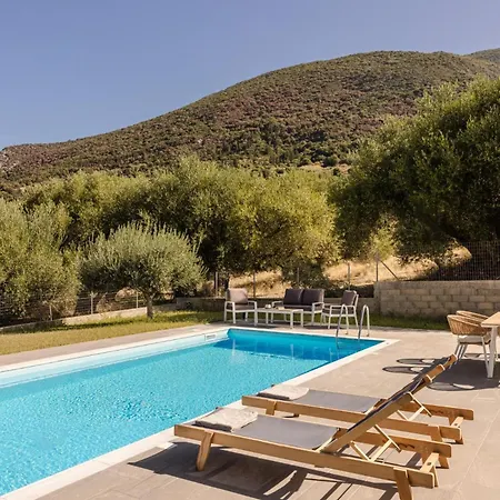 Anelia By Vintage Travel * Sami (Kefalonia)