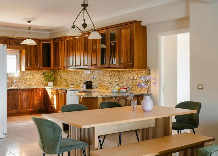 Anelia By Vintage Travel